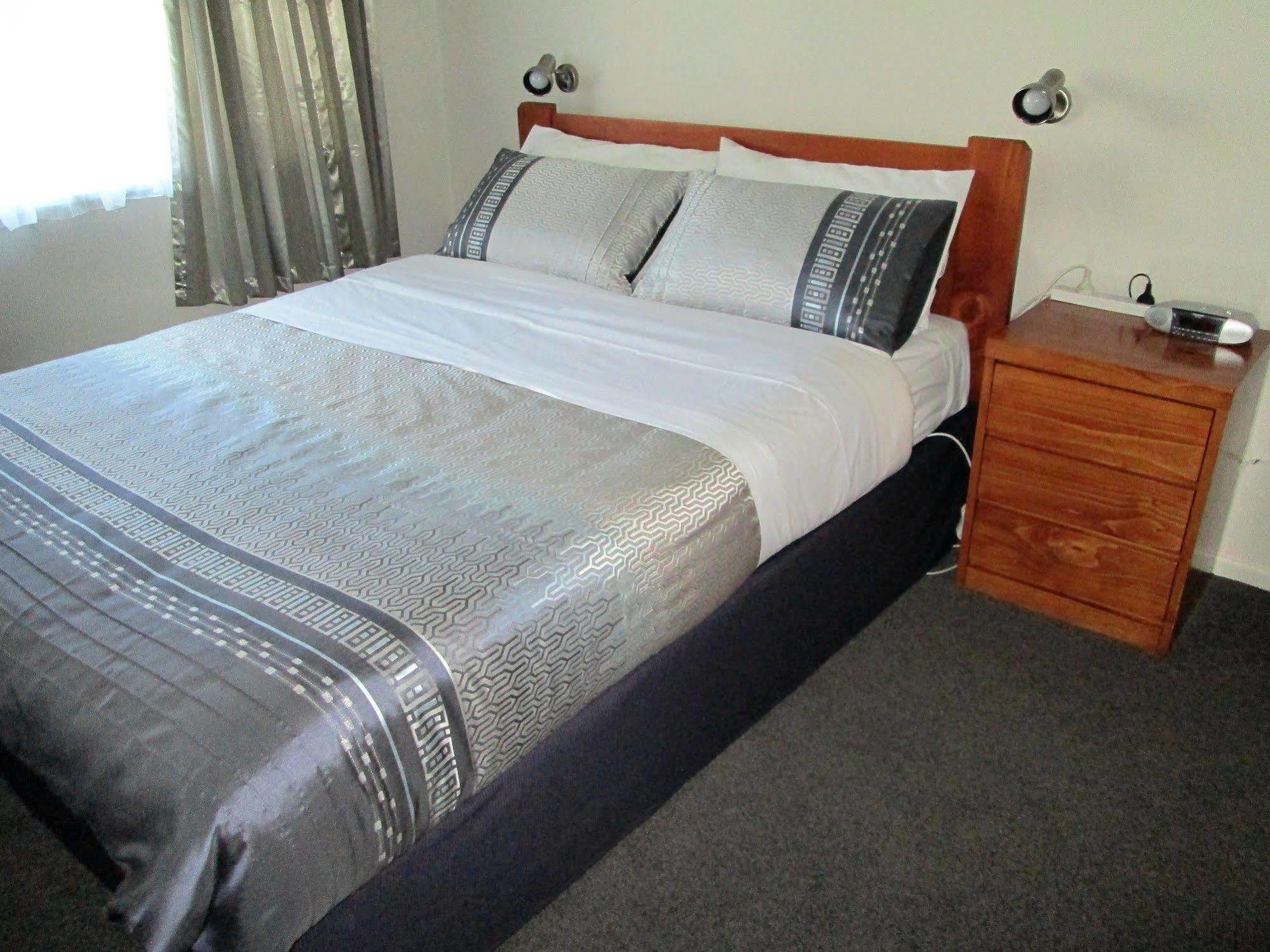 Colonial Motel Papakura Zewnętrze zdjęcie
