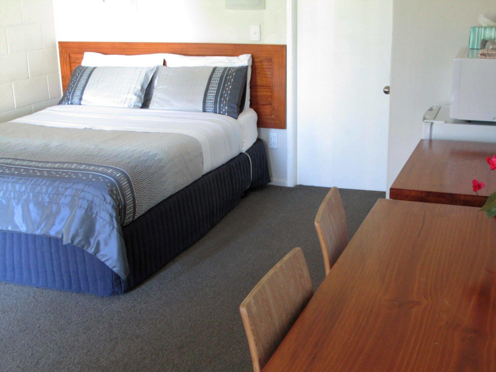 Colonial Motel Papakura Zewnętrze zdjęcie