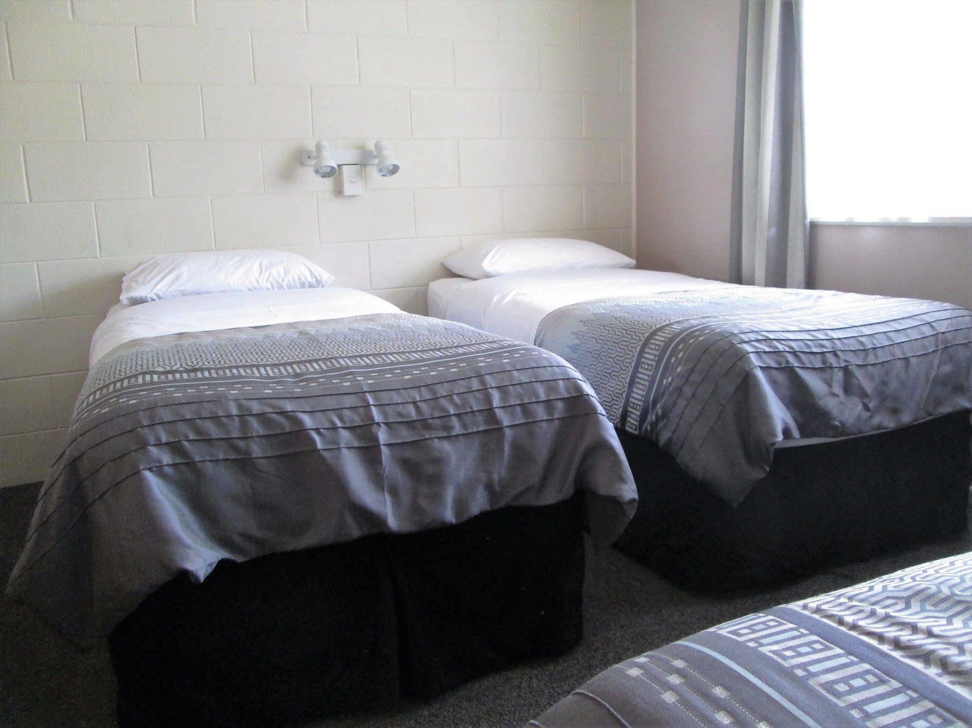 Colonial Motel Papakura Zewnętrze zdjęcie