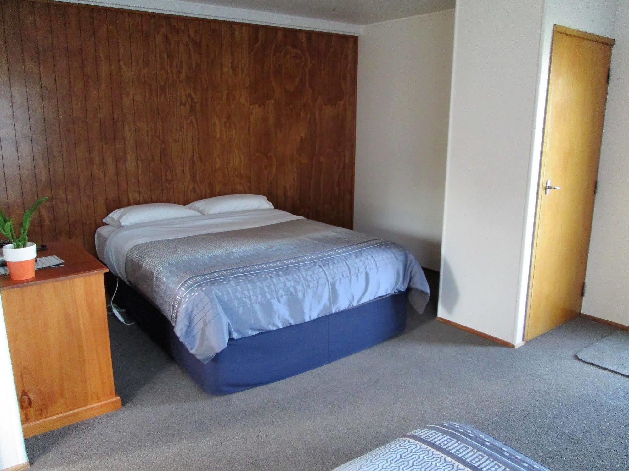 Colonial Motel Papakura Zewnętrze zdjęcie